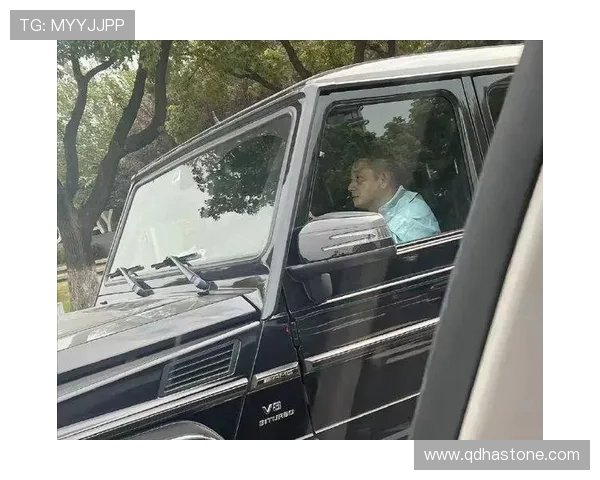 老公暗中给小姑子买豪车引风波 小姑子炫耀奔驰惹怒嫂子家庭矛盾升级 老公暗中给小姑子买豪车引风波 小姑子炫耀奔驰惹怒嫂子家庭矛盾升级